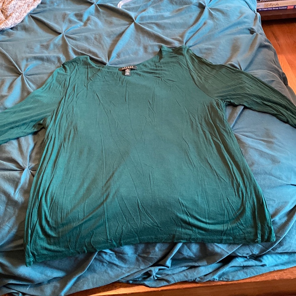 Green long sleeved blouse.